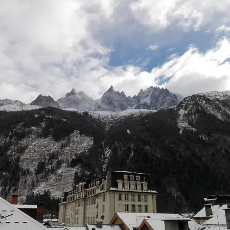 Hypercentre Balcon Avec Vue Sur Les Aiguilles *